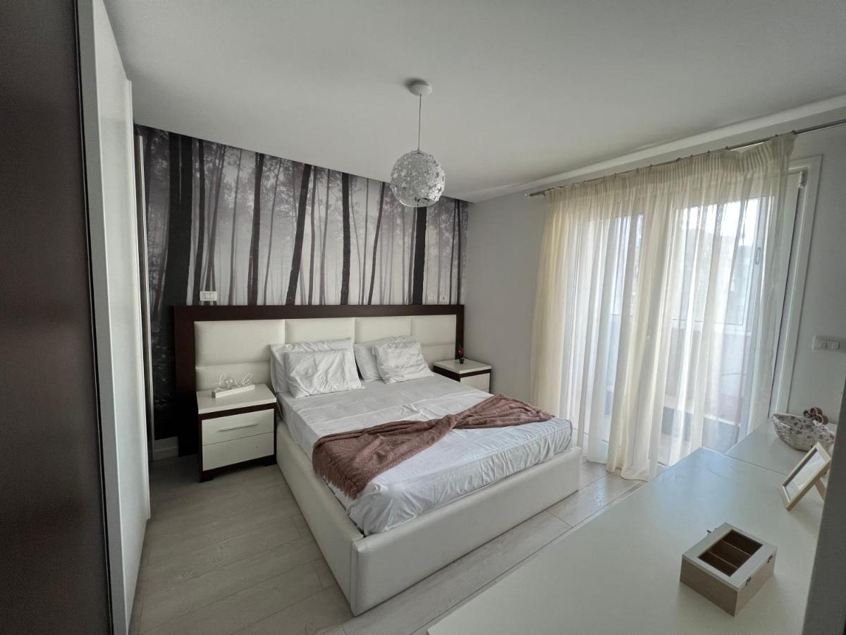 Tirana Noemi Home Luaran gambar