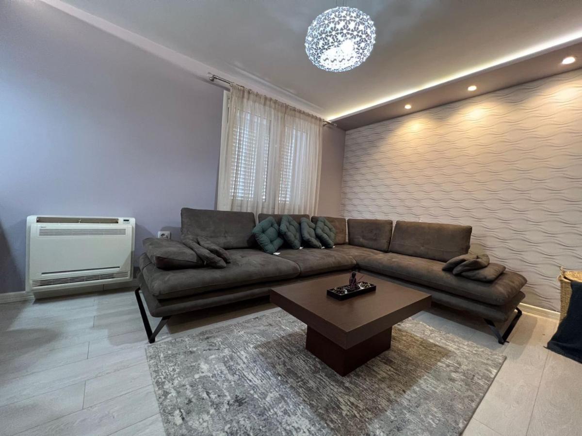 Tirana Noemi Home Luaran gambar